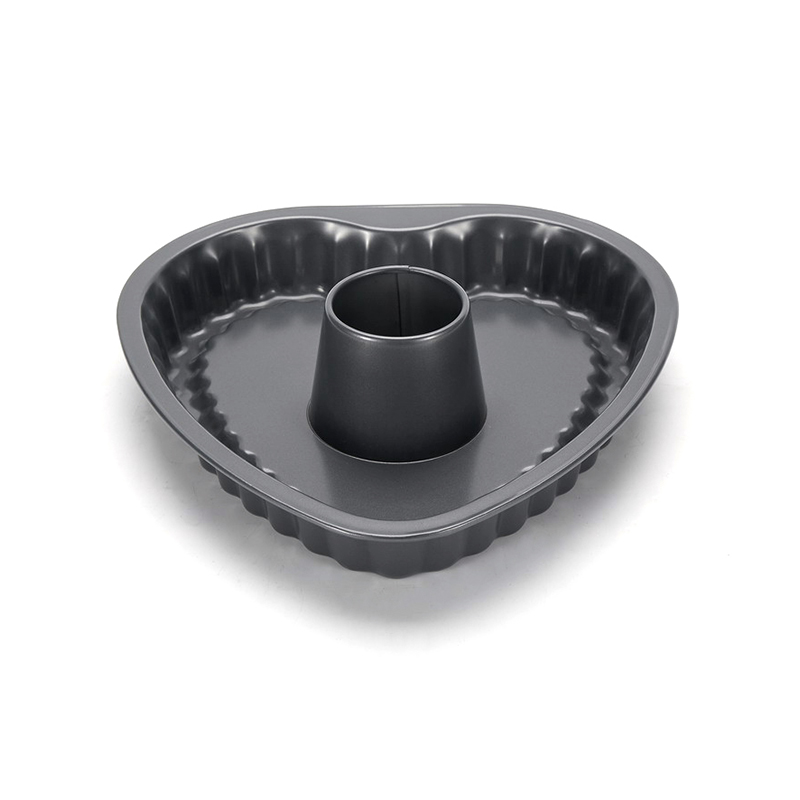 CH-0026A geriffelte herzförmige Kuchenform